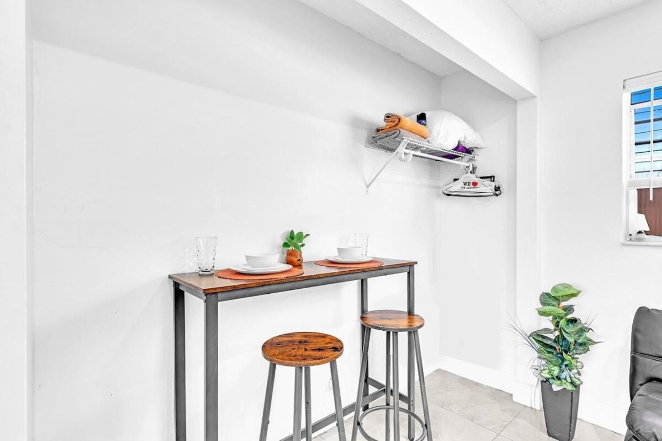 New 2 Bed Studio Close To Beach & Casino Ha04 Hollywood Eksteriør billede